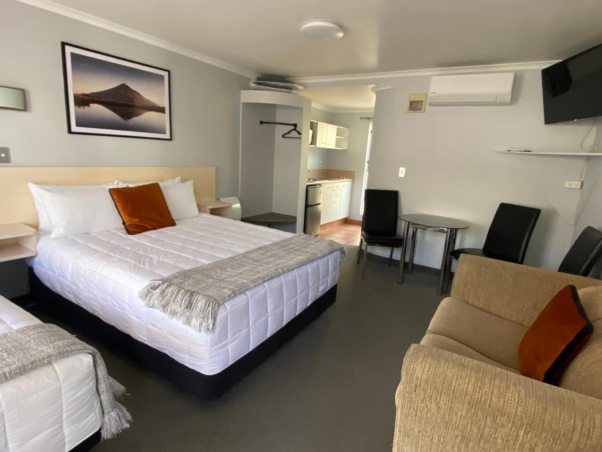 Lakeside Taupo Motel Екстер'єр фото