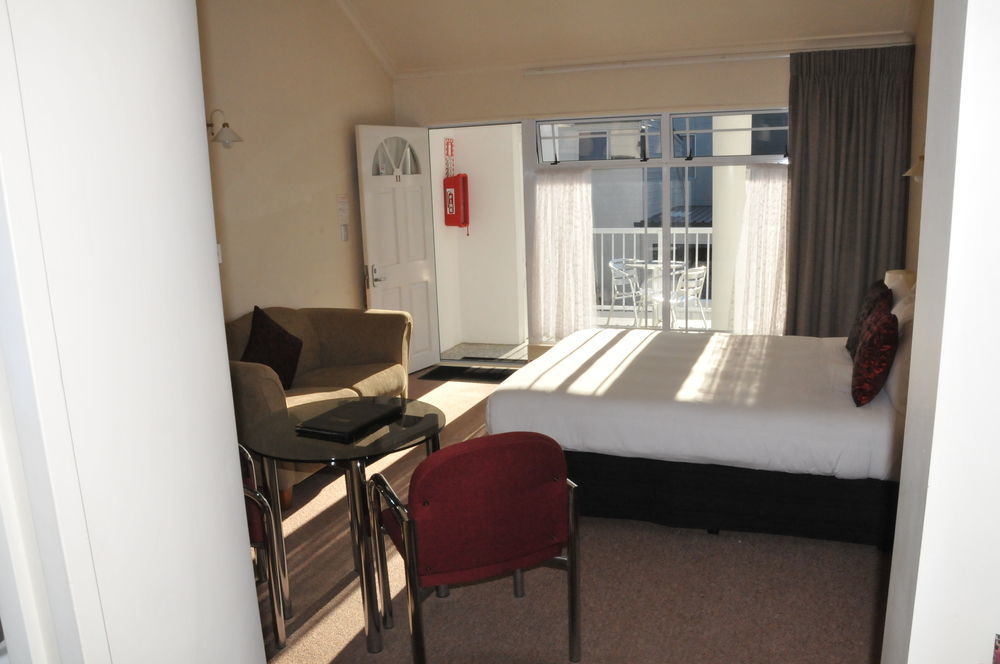Lakeside Taupo Motel Екстер'єр фото